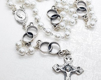 Handmade Wedding Rosary, Rosary with rings, Wedding gift,  Virgin Mary Rosary, Pearl Rosary, Rings