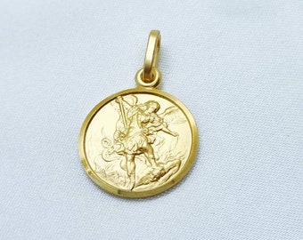 Saint Michael Medal, Saint Michael, Silver plated gold Saint Michael Medal, St Michael Archangel,st Michael Medal, 18 k gold plated medal