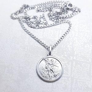 Collier médaille Saint Michel, collier Saint Michel, médaille Saint Michel en argent sterling, collier Saint Michel archange, médaille Saint Michel