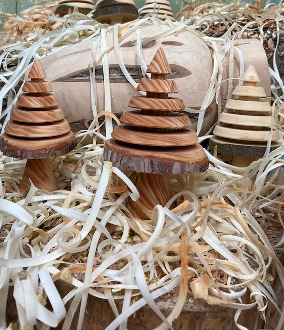 Holzbäume, Weihnachtsbäume, Holzbaum, Baum aus Holz, Advent Dekoration, Dekoration aus Holz, Geschenk aus Holz, gedrechselter Baum, frisch