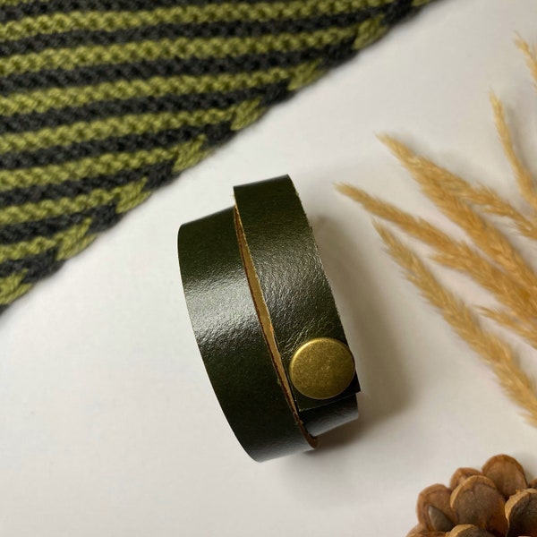 Leather Shawl Cuff, Cowl Cuff from Knox Mountain Knit Co. - Light Double Wrap - fern green with antique brass hardware