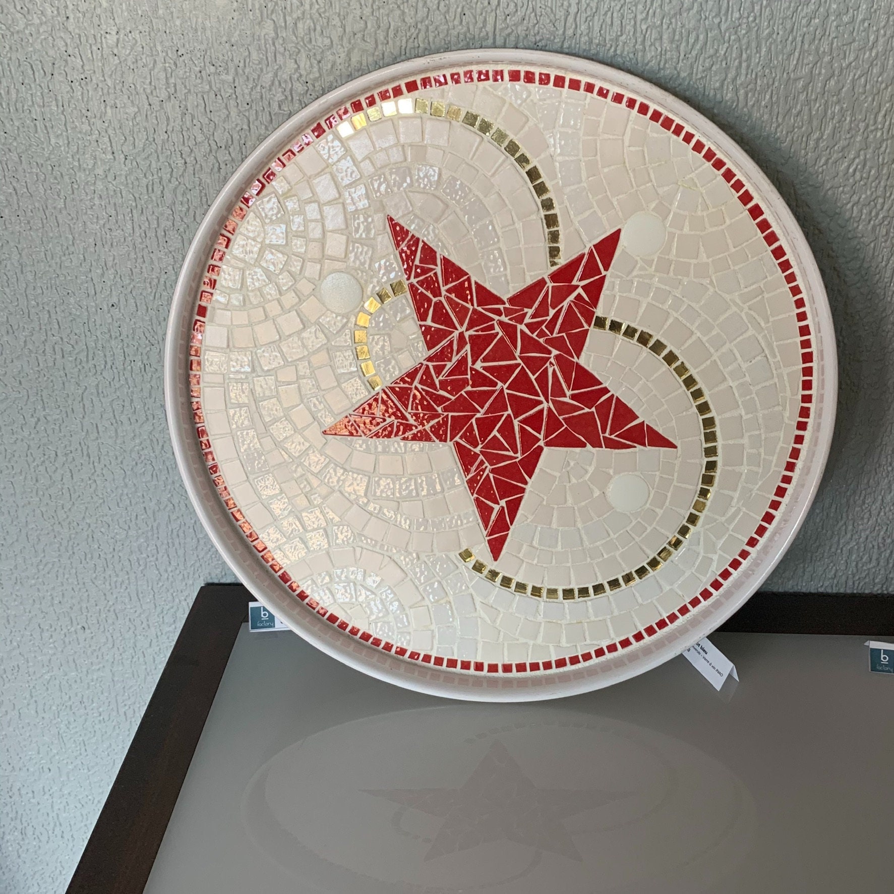 Plateau Motif Étoile Rouge