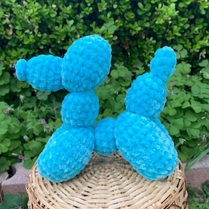 Crochet balloon dog plushie
