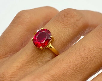 Anillo de oro con rubí, rubí creado, anillo ovalado rojo, anillo de compromiso con rubí, anillo de oro vermeil con rubí, anillo rojo clásico, anillo rojo vintage, oro de Adina
