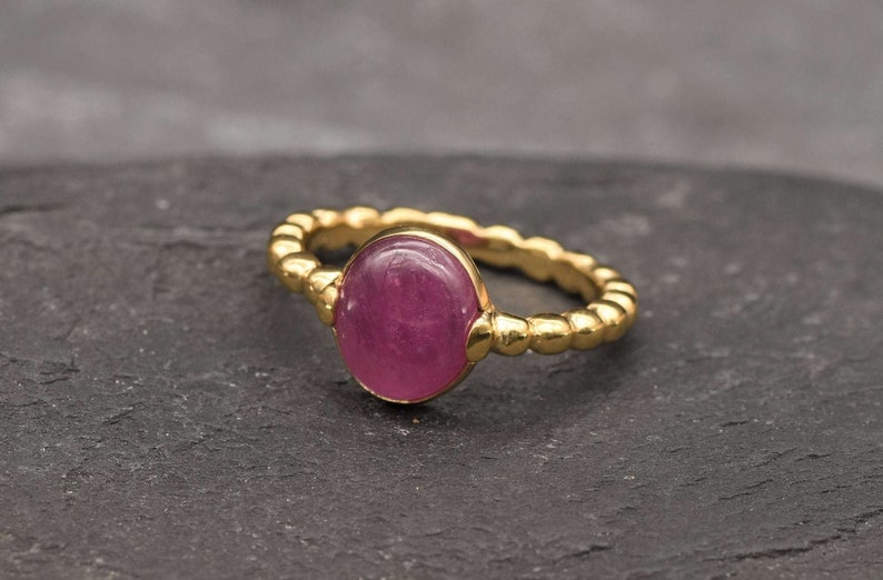 Rubin Ring in Gold, Natürlicher Rubin, Oval Ring, Vergoldete Ring, Vintage Ring, Juli Geburtsstein, Jubiläumsgeschenk, 3 Karat Ring, Vermeil Ring Bild 8