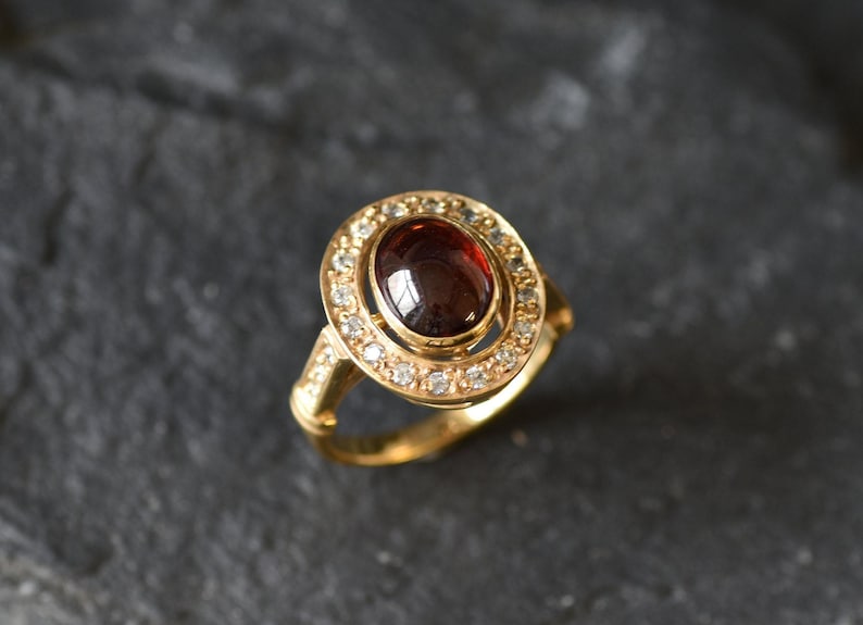 Gold Garnet Ring, Natural Garnet, Antique Ring, Red Garnet Ring, Red Vintage Ring, Gold Filled Ring, Statement Oval Ring, Gold Vermeil Ring image 2