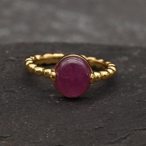 Rubin Ring in Gold, Natürlicher Rubin, Oval Ring, Vergoldete Ring, Vintage Ring, Juli Geburtsstein, Jubiläumsgeschenk, 3 Karat Ring, Vermeil Ring Bild 3