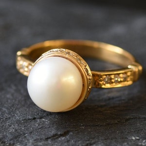 Gold Pearl Ring, Pearl Bridal Ring, Natural White Pearl, Pearl Engagement Ring, Gold Vermeil Ring, Vintage Pearl Ring, Gold Wedding Jewelry image 7