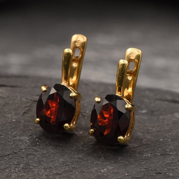 Gold Garnet Earrings, Natural Garnet, January Birthstone, Gold Solitaire Earrings, Red Diamond Earrings, Garnet Earrings, Vermeil Earrings