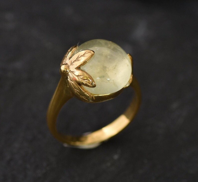 Anillo de hoja de oro, prehnita natural, anillo de piedra natal de mayo, anillo de flor de oro, anillo antiguo de oro, anillo vintage, anillo de plata maciza, chapado en oro de 18 quilates imagen 10