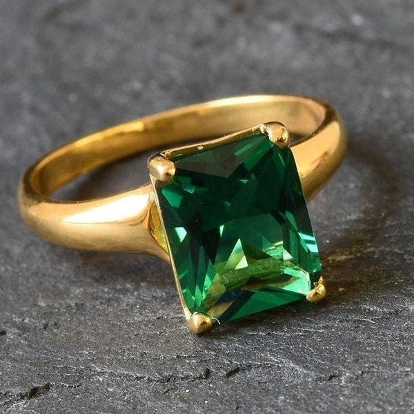 Gold Emerald Ring, Created Emerald, Antique Ring, Green Square Ring, Radiant Ring, Gold Vintage Ring, Gold Plated Ring, Gold Vermeil Ring