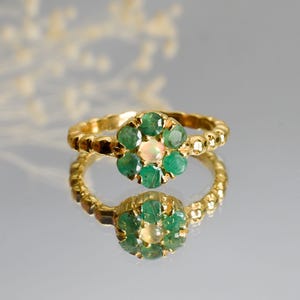 Gold Flower Ring, Natural Emerald Ring, Opal Ring, Green Daisy Ring, Gold Plated Ring, May Birthstone, Vintage Ring, Dainty Flower Ring