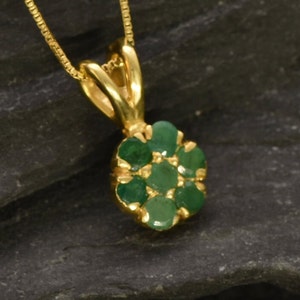 Gold Flower Pendant Natural Emerald Green Emerald Necklace - Etsy