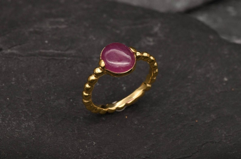 Rubin Ring in Gold, Natürlicher Rubin, Oval Ring, Vergoldete Ring, Vintage Ring, Juli Geburtsstein, Jubiläumsgeschenk, 3 Karat Ring, Vermeil Ring Bild 10