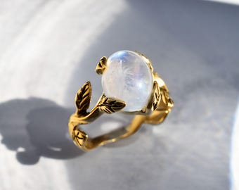 Gold Moonstone Ring, Rainbow Moonstone, Vintage Ring, Gold Leaf Ring, June Birthstone, Gold Antique Ring, Gold Plated Ring, Proposal Ring