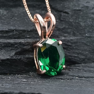 Rose Gold Emerald Pendant, Oval Emerald Pendant, Created Emerald, Solitaire Emerald Pendant, Minimal Emerald Necklace, 925 Sterling Silver