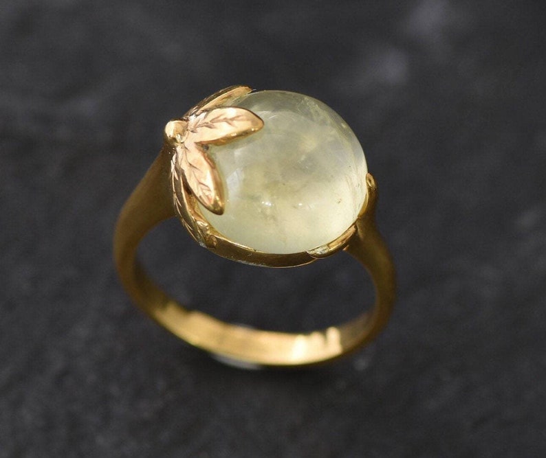 Anillo de hoja de oro, prehnita natural, anillo de piedra natal de mayo, anillo de flor de oro, anillo antiguo de oro, anillo vintage, anillo de plata maciza, chapado en oro de 18 quilates imagen 9