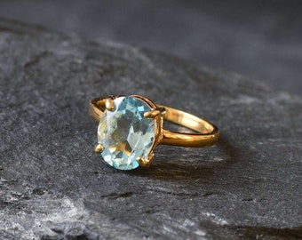 Gold Blue Topaz Ring, 3 Carat Oval Ring, Natural Blue Topaz, Vintage Ring, December Birthstone, Blue Topaz Ring, Blue Ring, Gold Vermeil