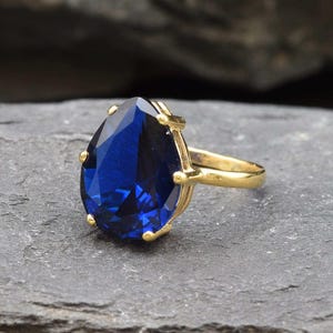 Gold Sapphire Ring, Created Sapphire, Gold Teardop Ring, Gold Pear Ring, Blue Engagement Ring, Royal Blue Ring, Vintage Ring, Vermeil Ring
