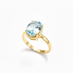 Gold Blue Topaz Ring, 3 Carat Oval Ring, Natural Blue Topaz, Vintage Ring, December Birthstone, Blue Topaz Ring, Blue Ring, Gold Vermeil