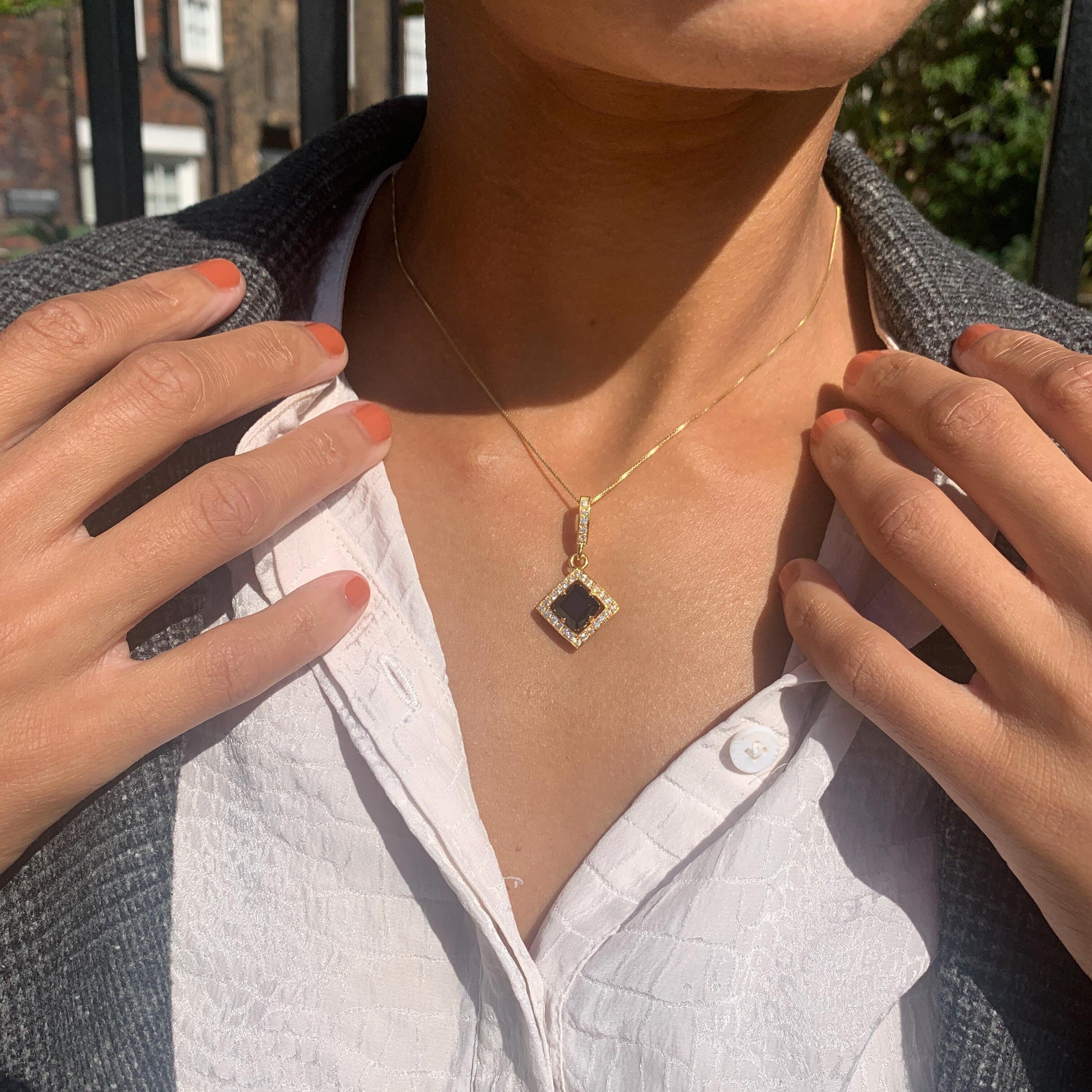ネックレス・ペンダント Onyx With Ribbon Necklace COAI Stainless Steel Diamond Shape Onyx Necklace, Black