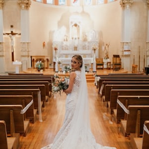 English netting long  simple veil, bridal veil, wedding veil, classic veil, ivory veil ,cathedral veil, shear veil, lace wedding ivory veil.