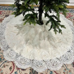 Wedding dress Christmas tree skirt, custom tree skirt , heirloom Christmas tree skirt repurposed wedding dress, Christmas tree skirt
