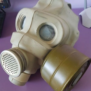 Vintage Bulgarian New Gas Mask PMG + filter + bag, White, Bulgarian Gas Mask Retro New Set Kit