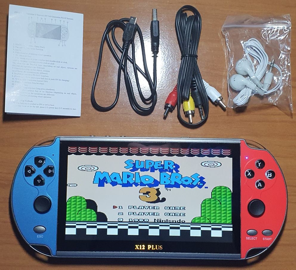 Generic Console De Jeu Vidéo Rétro Portable X12 - 5.1 Pouces - 8 Go - 2500+  Jeux Intégrés - Prix pas cher
