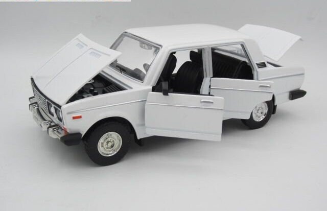 Lada 2105 Sedan Modellauto 1:24 - Diecast Metall Modell Mit Sound & Licht