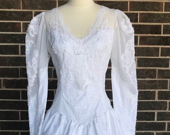 Vintage 1980's Lace Bodice Wedding Dress