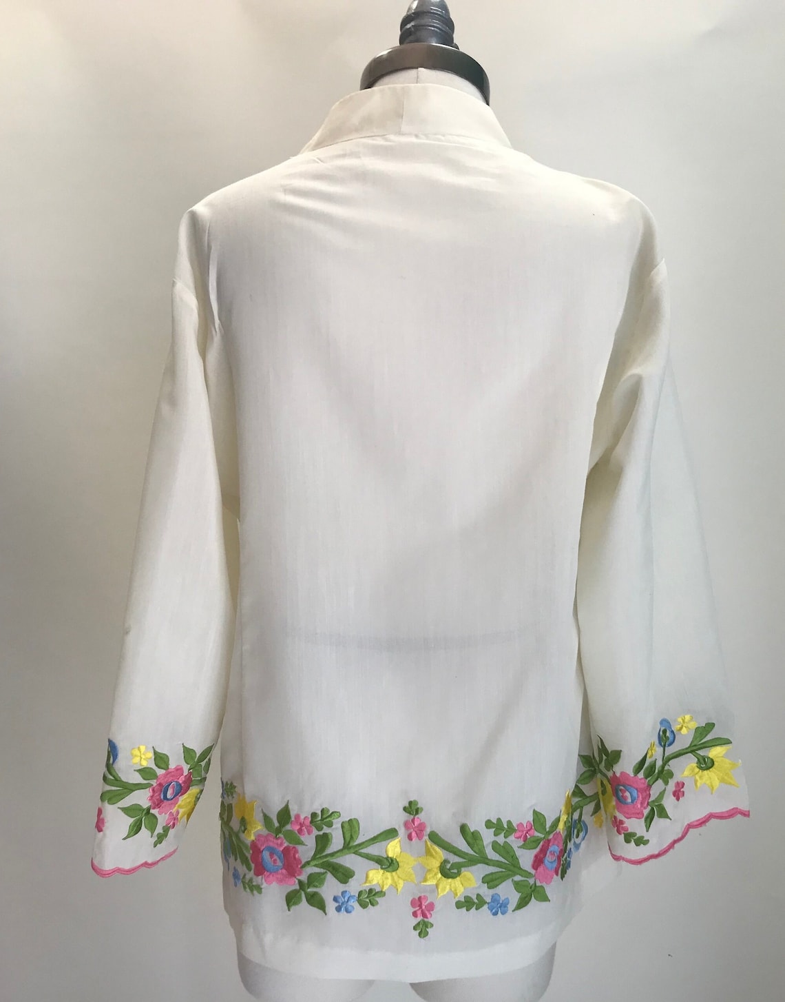 White Oak Hibiscus Button Up main image 1