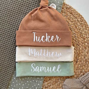 Gepersonaliseerde pasgeboren muts met naam Geborduurd babymutsje met naam Newborn muts met naam Custom pasgeboren mutsje Preemie hoed babymutsje