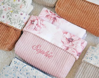 Reusable baby wipes set with case - Cotton baby washcloths, Cloth baby diaper wipes, Travel reusable wipes case, Baby shower gift