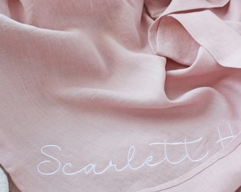 Custom name linen swaddle Personalized baby linen blanket Embroidered baby wrap Monogrammed baby shower gift for newborn Receiving blanket
