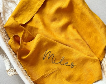 Linen baby blanket Personalized linen swaddle Baby wrap Natural linen toddler blanket Embroidered Organic baby gift Summer baby blanket