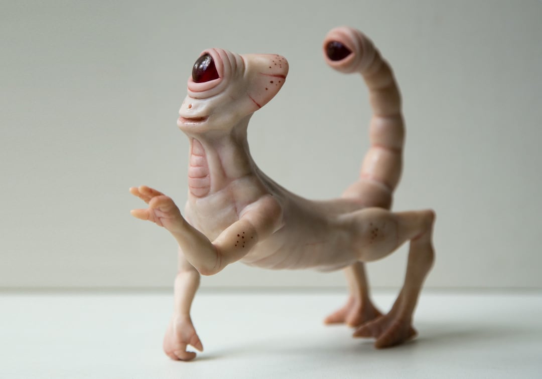 Alien Cyops Bizarre Alien Cyclops Grasshopper Hybrid Sculpture, Extraterrestrial ...