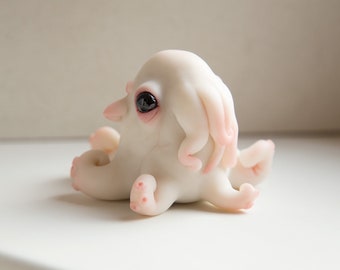 OOAK Baby Alien Octopus Figurine: Anime Cthulhu Art Doll