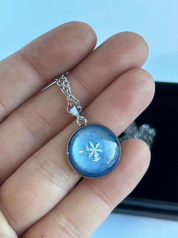 Real preserved shop snowflake jewelry
