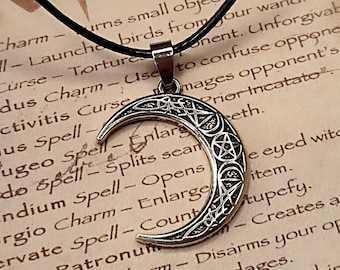 Magical Druid Amulet // Wicca, Seal of Protection, Magic Seal, Witch Seal, Witch Necklace, Witch Jewelry, Witchcraft, Talisman, Sorcery