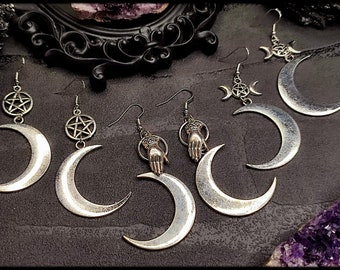 Magical Wicca Crescent Moon Earrings // Gothic earrings, Gothic jewelry, witch earrings, witch jewelry, witch, magic, sorcery, esoteric, occult