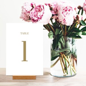 Gouden typografische bruiloft tabelnummer sjabloon | Afdrukbare bewerkbare tafelkaarten Zitplan | DIY Templett direct downloaden | Band van goud
