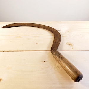 Vintage Hand Sickle - Scythe Barn Tool Antique Hand tool