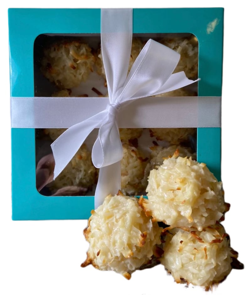 Original Coconut Macaroons Box of 9