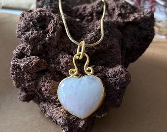 Handmade Rose Quartz Heart Necklace – 18K Gold Plated, Love Energy , Healing Crystal