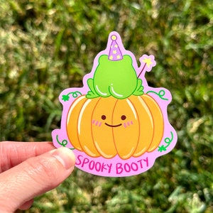 Sticker grenouille effrayant butin, autocollant Halloween mignon, vinyle autocollant, autocollant Hydroflask, autocollant grenouille, autocollant hilarant crapaud, grenouille citrouille