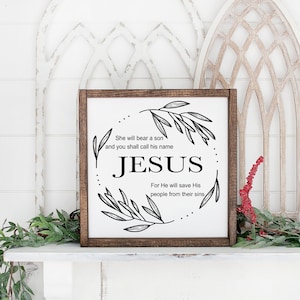 Llamará a su nombre Jesús versículo bíblico SVG, signo de Navidad SVG, SVG religioso, camisa de Navidad svg, signo de granja svg