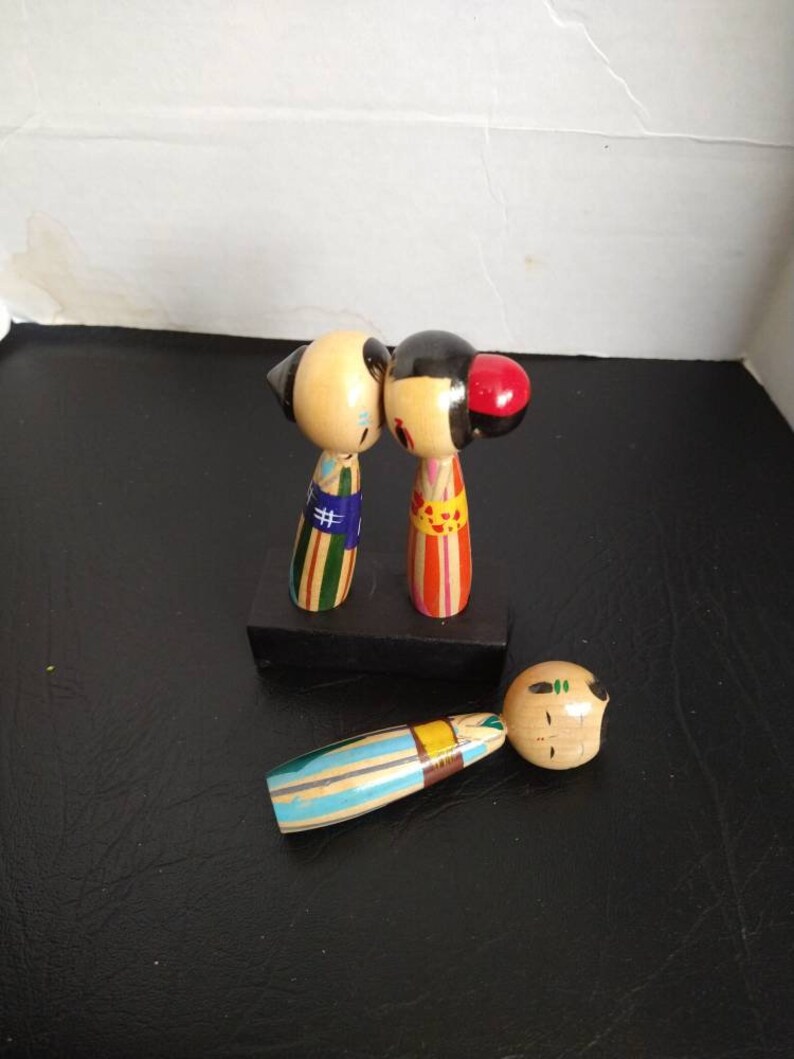 Japanese Bobblehead Kissing Dolls Etsy