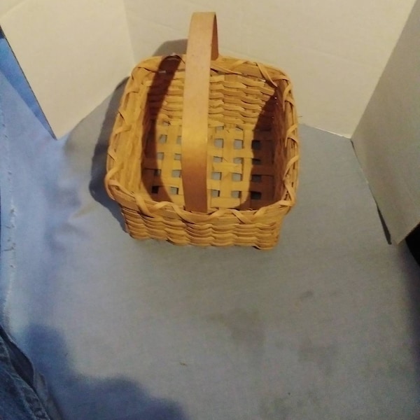 Square split oak basket
