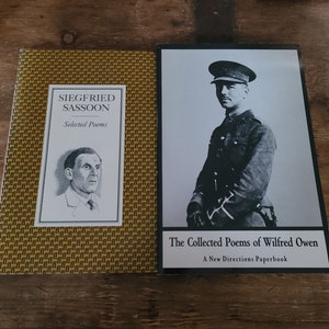 Zebrane wiersze Wilfreda Owena. Wybrane wiersze Siegfrieda Sassoon. Późniejsze wydania. NDP. FF.